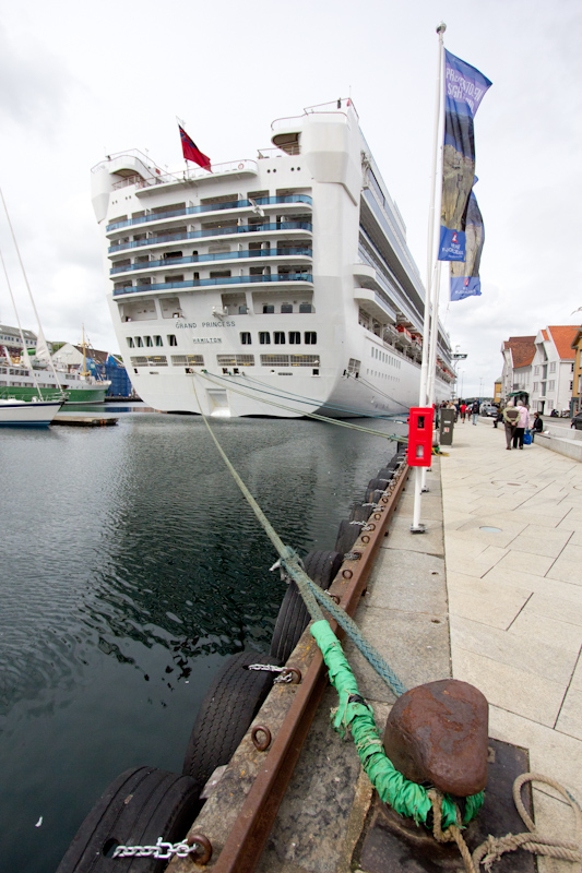 The new back end of the Grand Princess: no description