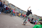 Nederlands Jongleer Festival 2013: Juggling games in Houten.